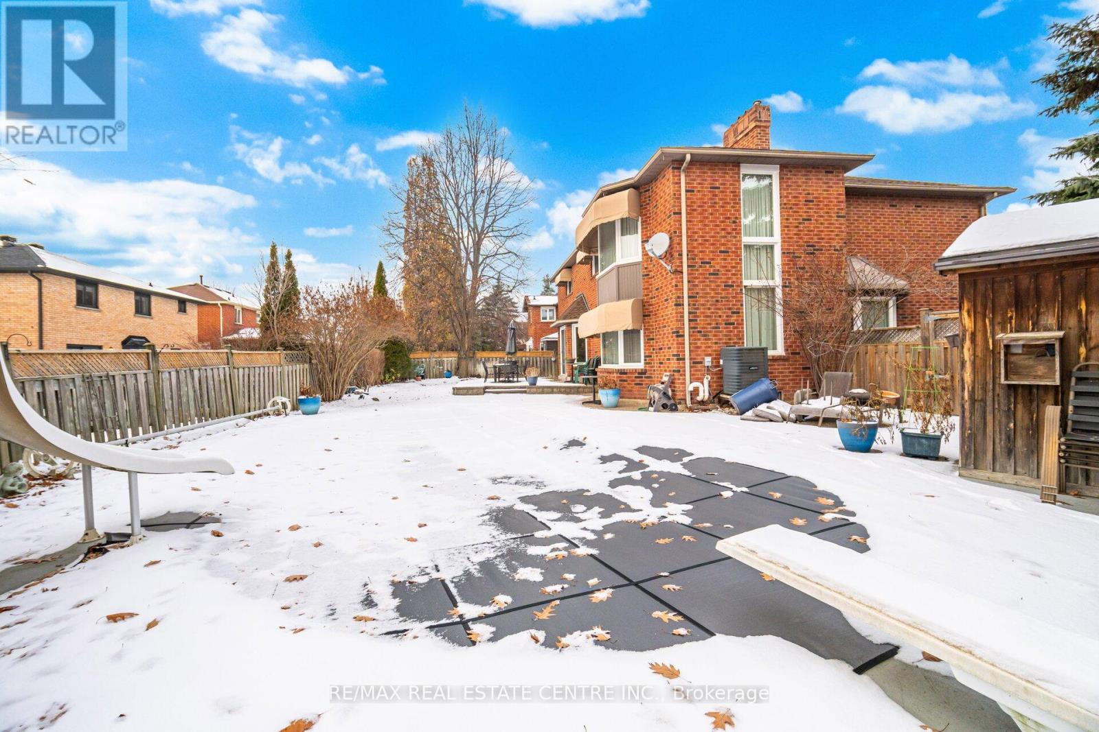 15 Brookbank Court, Brampton, Ontario  L6Z 3G4 - Photo 45 - W12614436