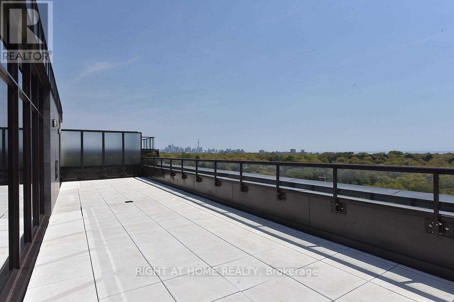 504 - 2118 Bloor Street W, Toronto, Ontario  M6S 1M8 - Photo 17 - W12614438