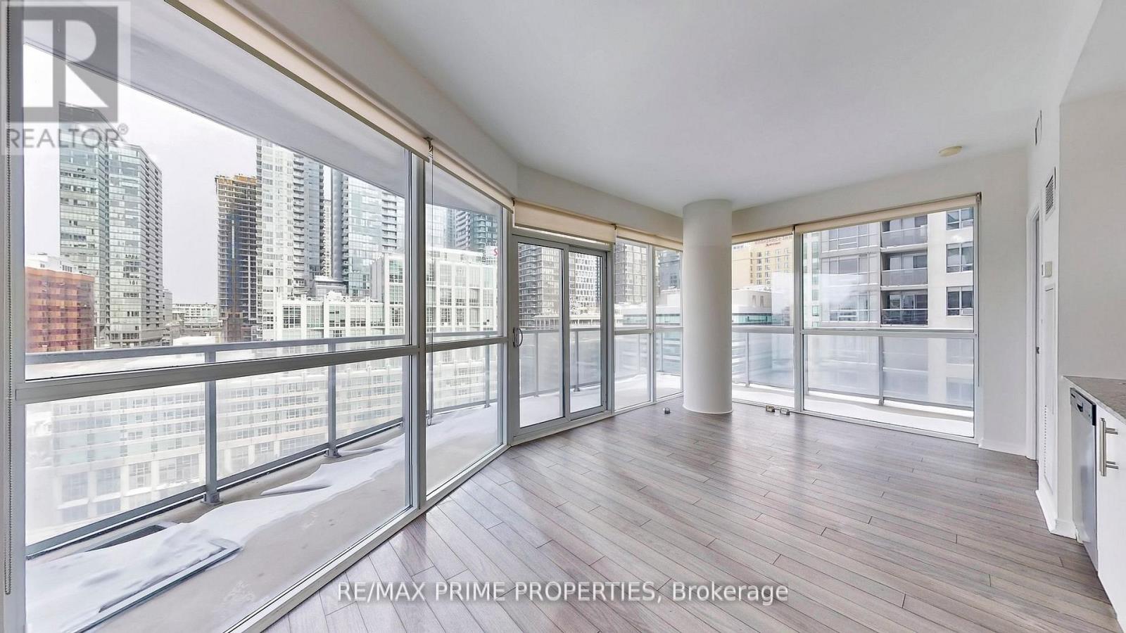 1116 - 352 Front Street W, Toronto, Ontario  M5V 0K3 - Photo 11 - C12614252