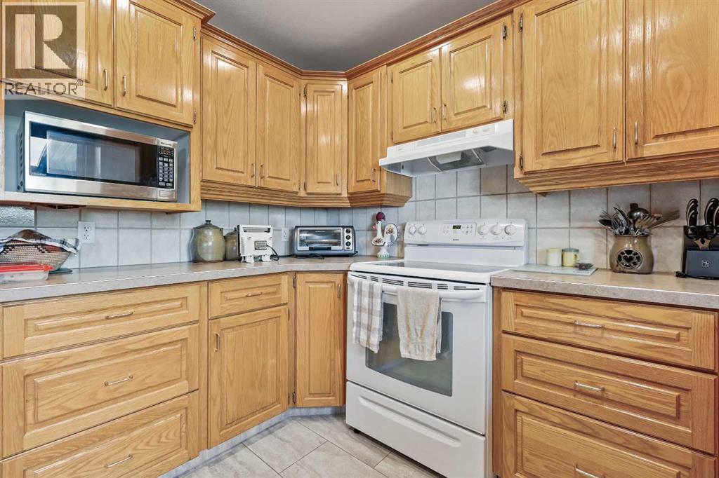 40 Green Meadow Drive, Strathmore, Alberta  T1P 1H2 - Photo 10 - A2274100