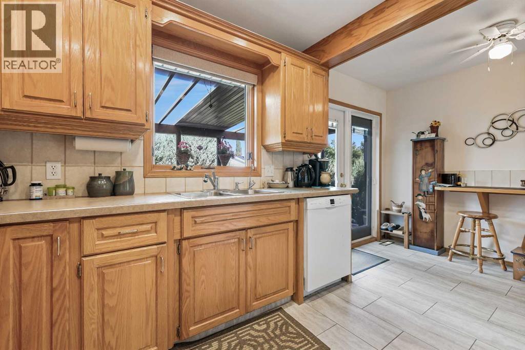 40 Green Meadow Drive, Strathmore, Alberta  T1P 1H2 - Photo 12 - A2274100