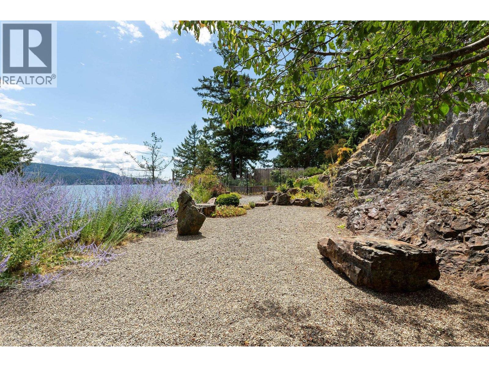 1545 Eagle Cliff Road, Bowen Island, British Columbia  V0N 1G1 - Photo 24 - R3073174