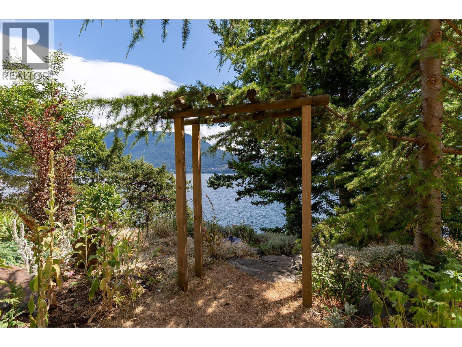 1545 Eagle Cliff Road, Bowen Island, British Columbia  V0N 1G1 - Photo 29 - R3073174