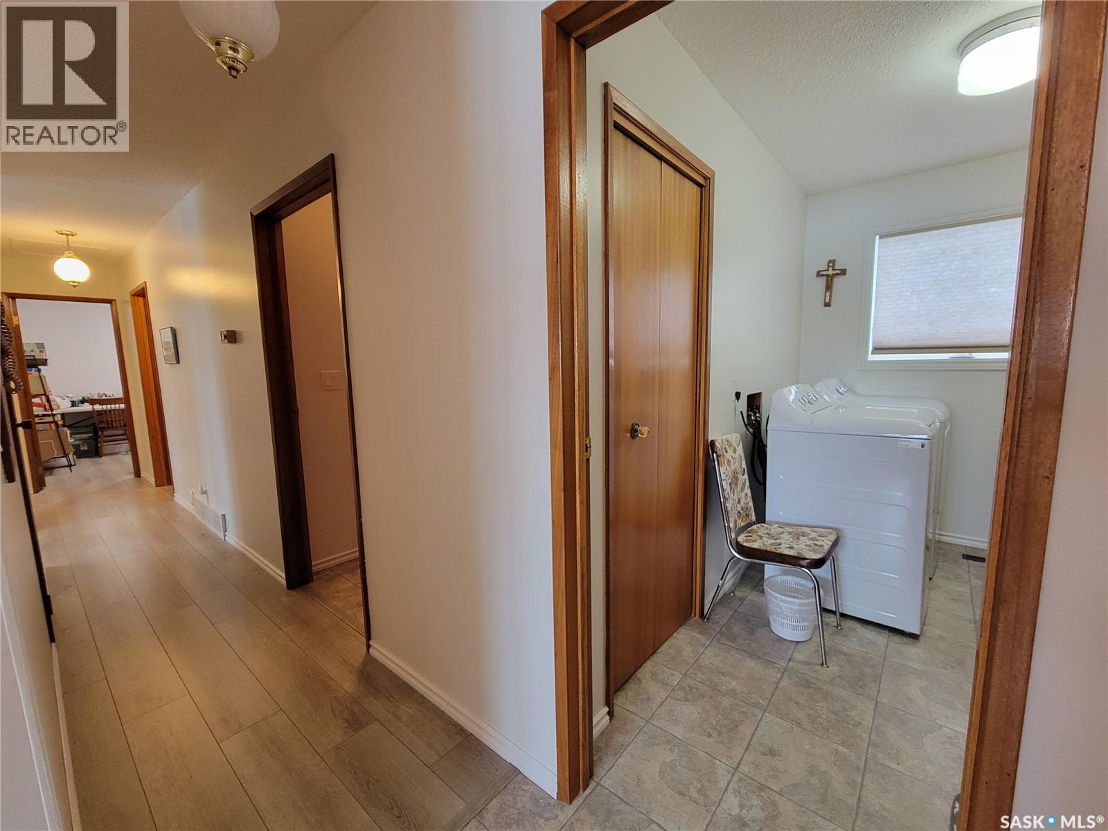 4920 Express Avenue, Macklin, Saskatchewan  S0L 2C0 - Photo 16 - SK024904