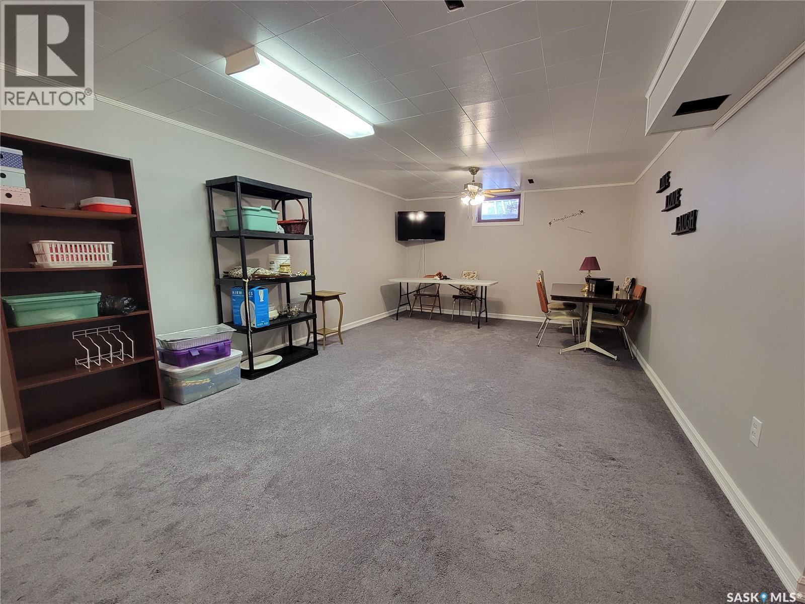 4920 Express Avenue, Macklin, Saskatchewan  S0L 2C0 - Photo 20 - SK024904