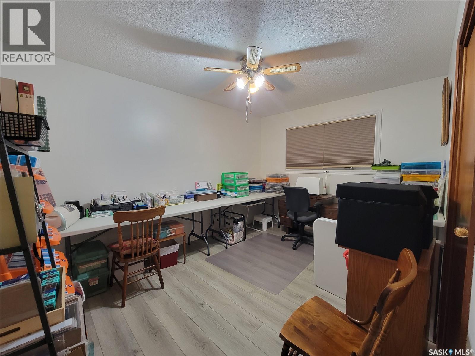 4920 Express Avenue, Macklin, Saskatchewan  S0L 2C0 - Photo 15 - SK024904