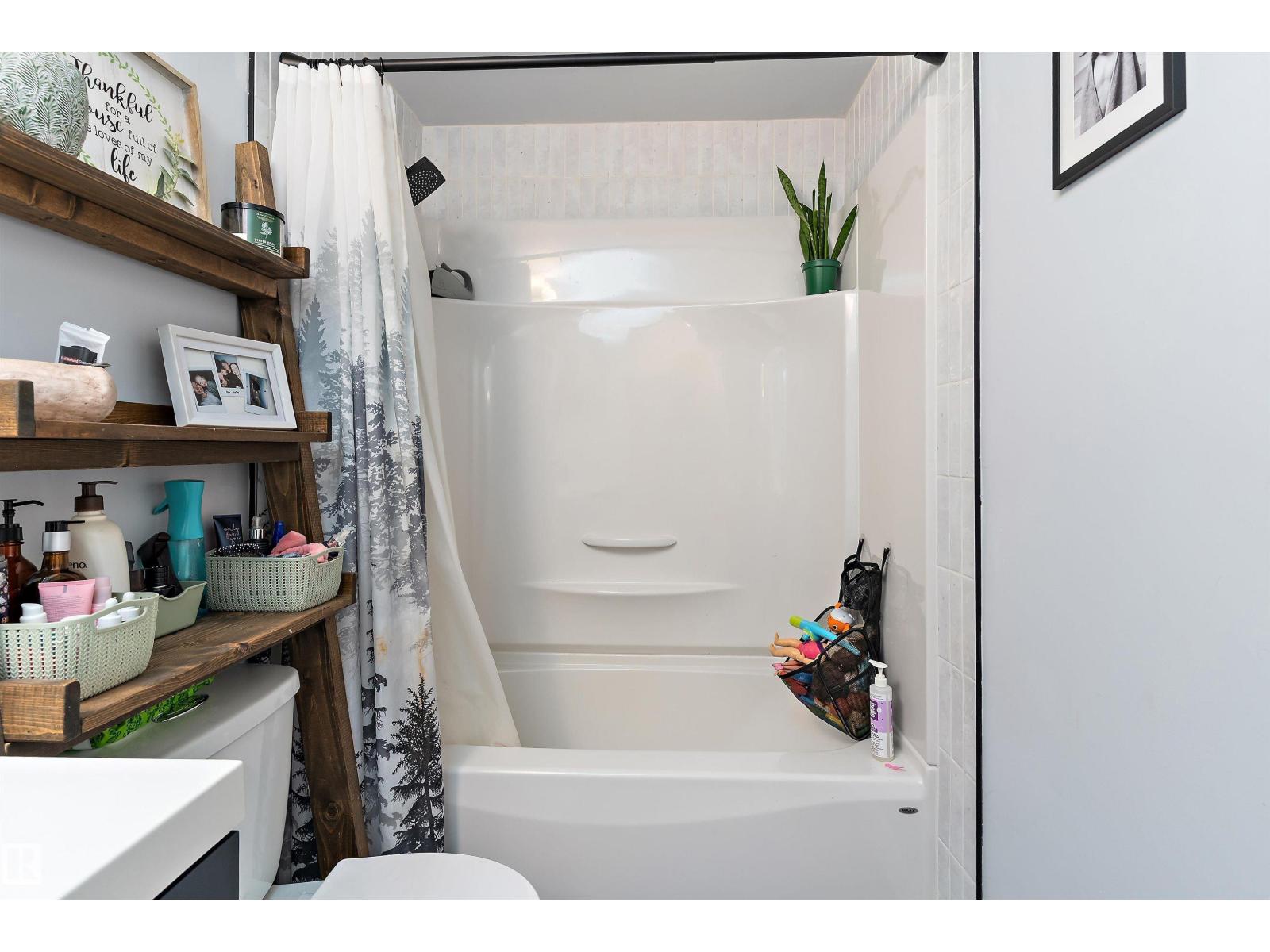 3320 48 St Nw, Edmonton, Alberta  T6L 4J1 - Photo 21 - E4465733