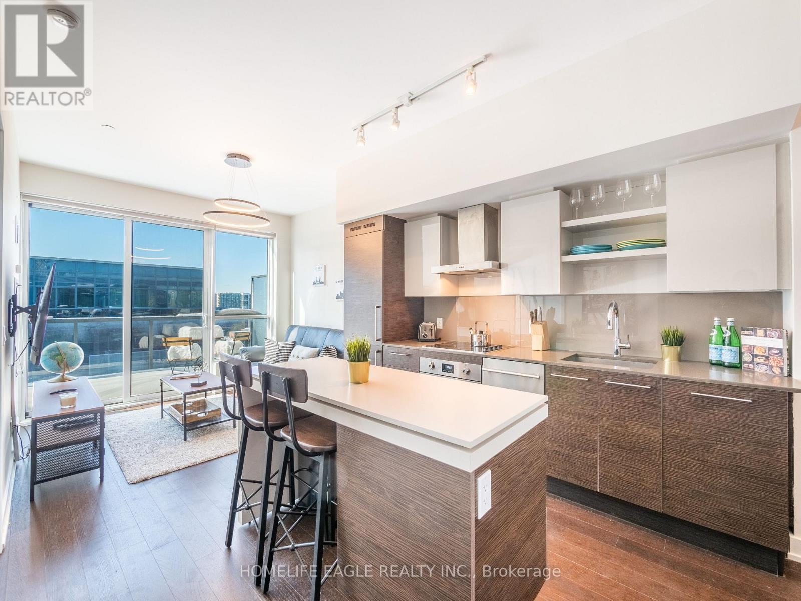 02 - 1030 KING STREET W, Toronto, Ontario