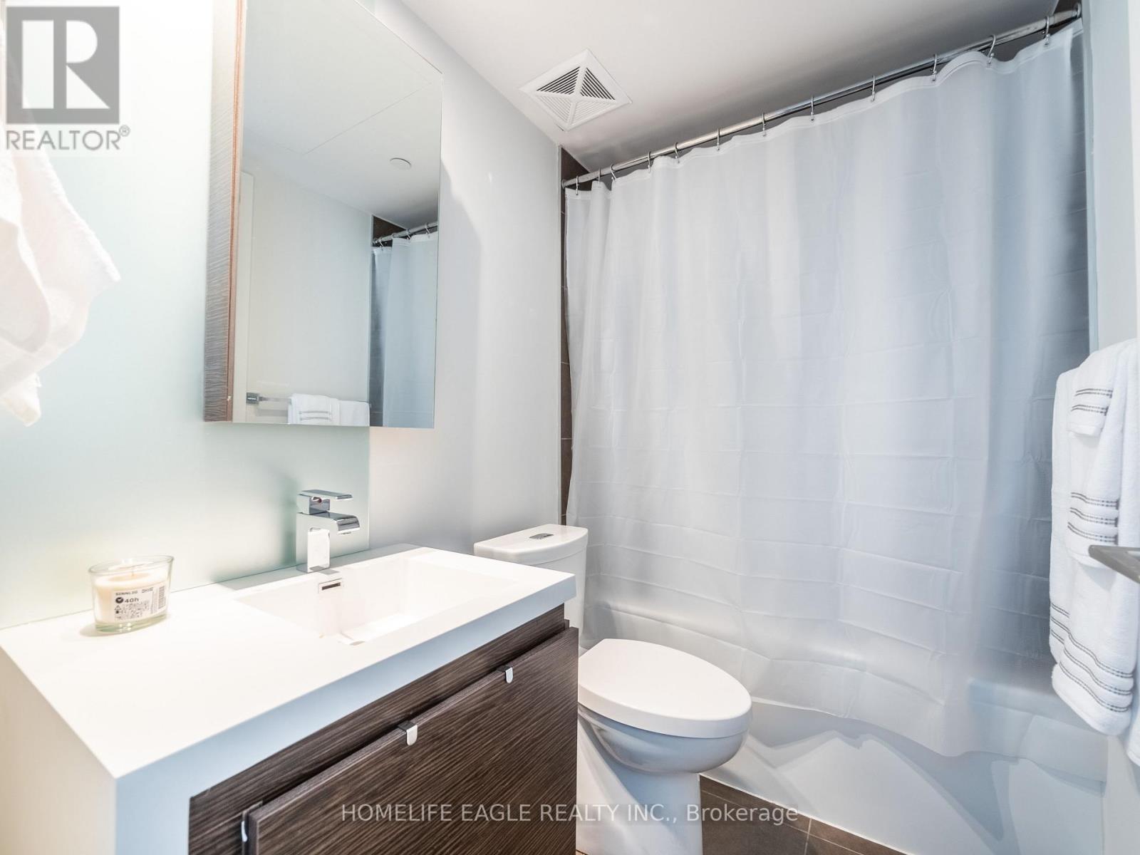 02 - 1030 King Street W, Toronto, Ontario  M6K 3N3 - Photo 15 - C12597870