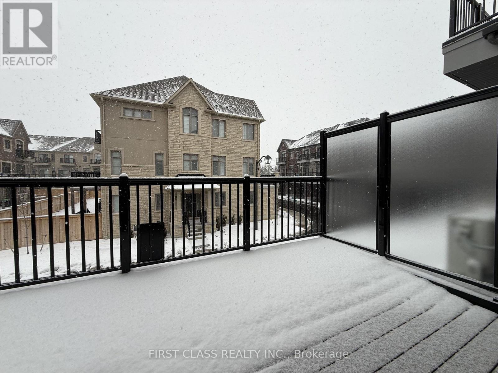 28 Gardeners Lane, Markham, Ontario  L6C 3L5 - Photo 13 - N12614472