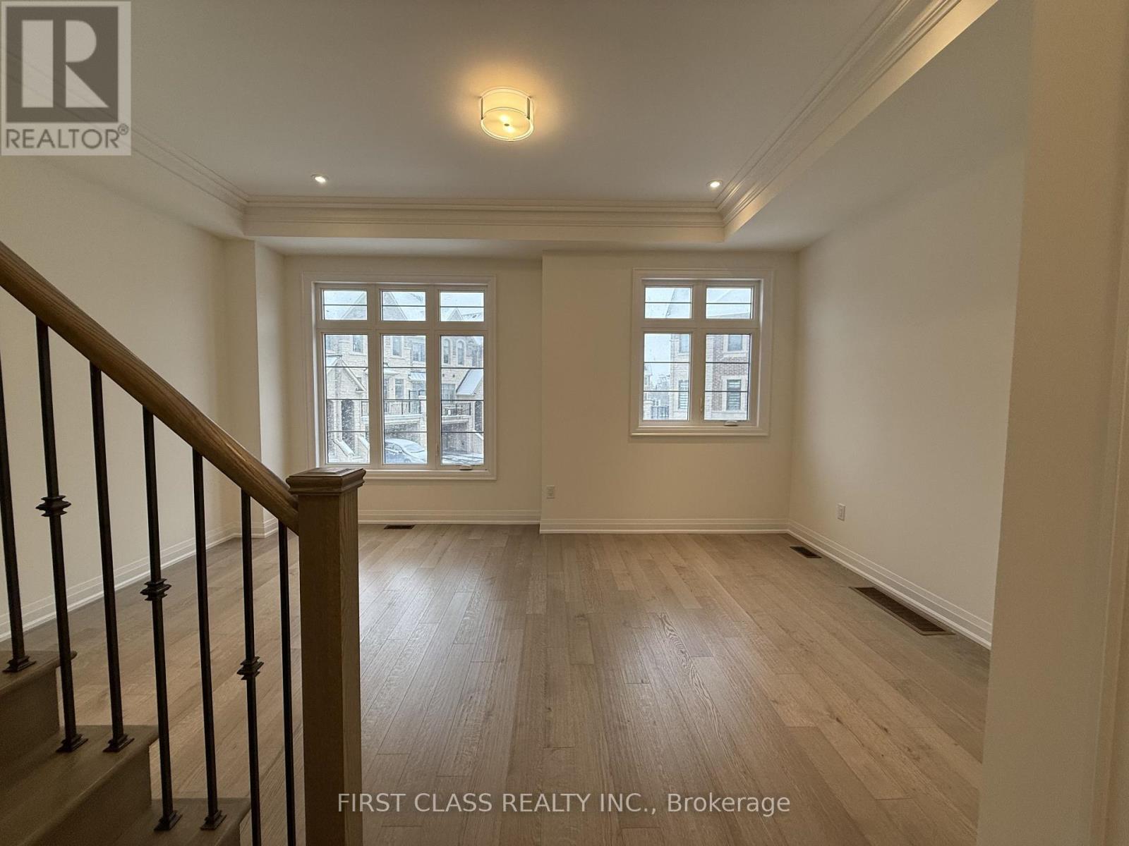 28 Gardeners Lane, Markham, Ontario  L6C 3L5 - Photo 14 - N12614472