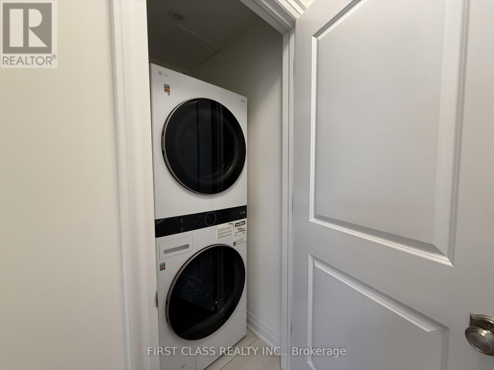 28 Gardeners Lane, Markham, Ontario  L6C 3L5 - Photo 20 - N12614472