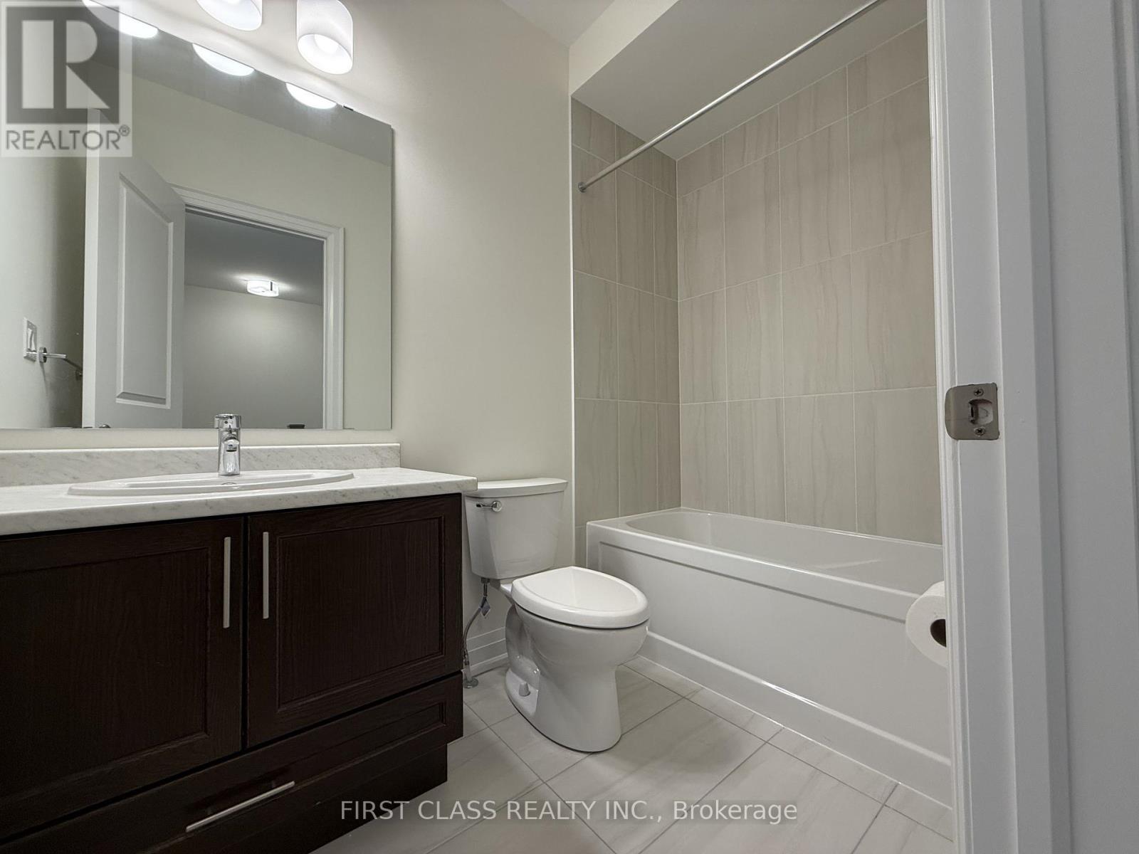 28 Gardeners Lane, Markham, Ontario  L6C 3L5 - Photo 31 - N12614472