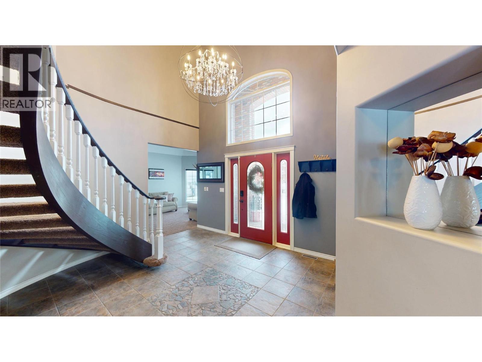 3320 5th Street S, Cranbrook, British Columbia  V1C 6L9 - Photo 5 - 10370817