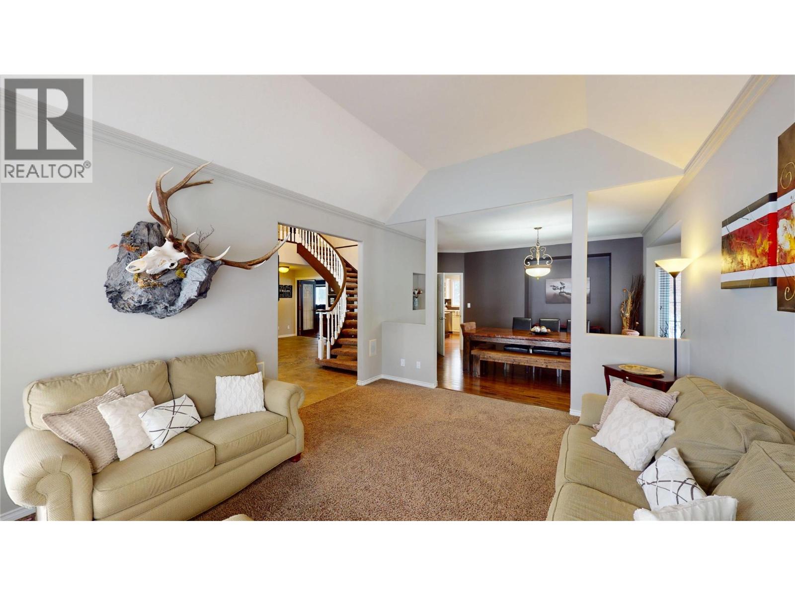 3320 5th Street S, Cranbrook, British Columbia  V1C 6L9 - Photo 11 - 10370817