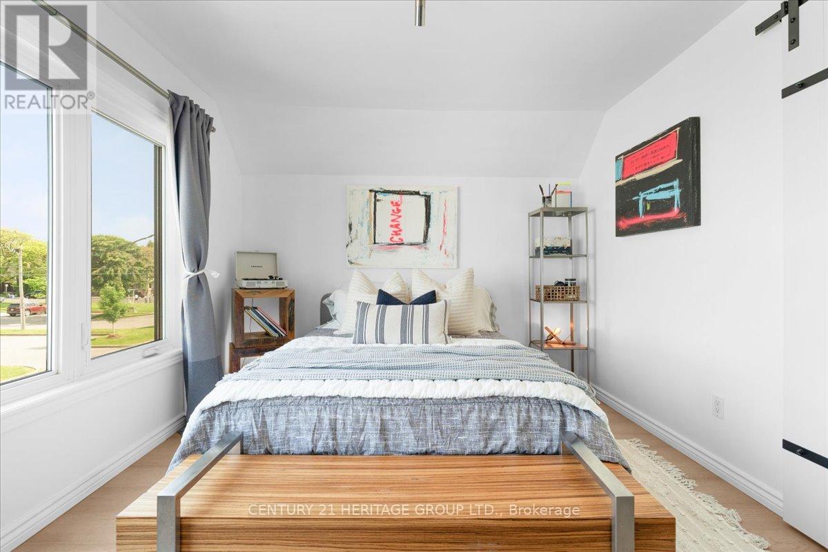 575 Mary Street, Hamilton, Ontario L8L 4X8 - Photo 38 - X12614468