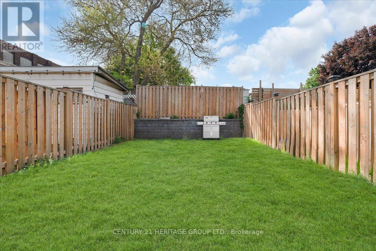 575 Mary Street, Hamilton, Ontario L8L 4X8 - Photo 41 - X12614468