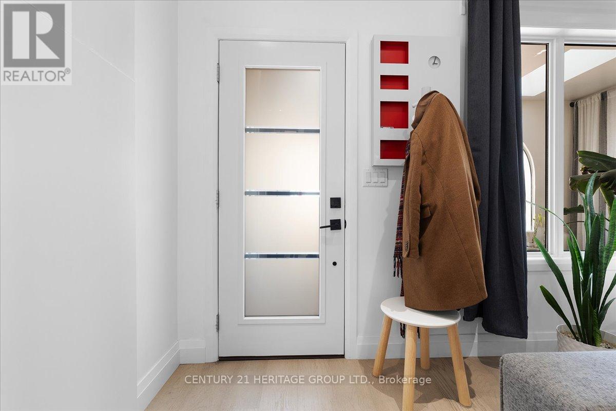 575 Mary Street, Hamilton, Ontario L8L 4X8 - Photo 5 - X12614468