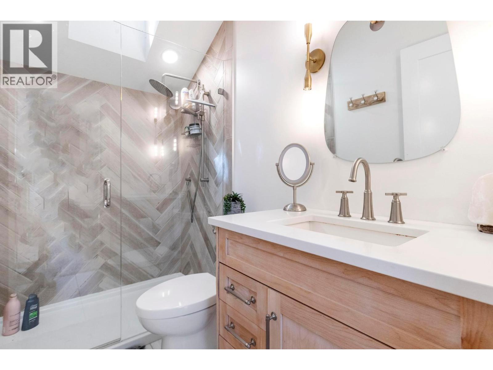 1001 Lawrence Avenue, Kelowna, British Columbia  V1Y 6M3 - Photo 45 - 10364522