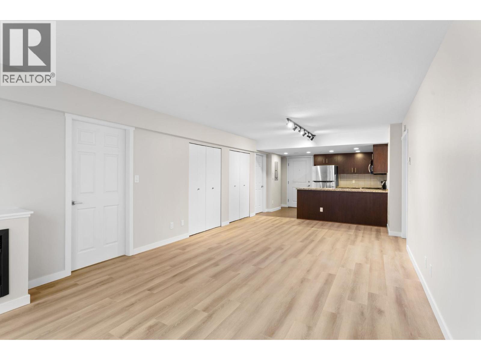 303 200 Keary Street, New Westminster, British Columbia  V3L 0A6 - Photo 9 - R3072937