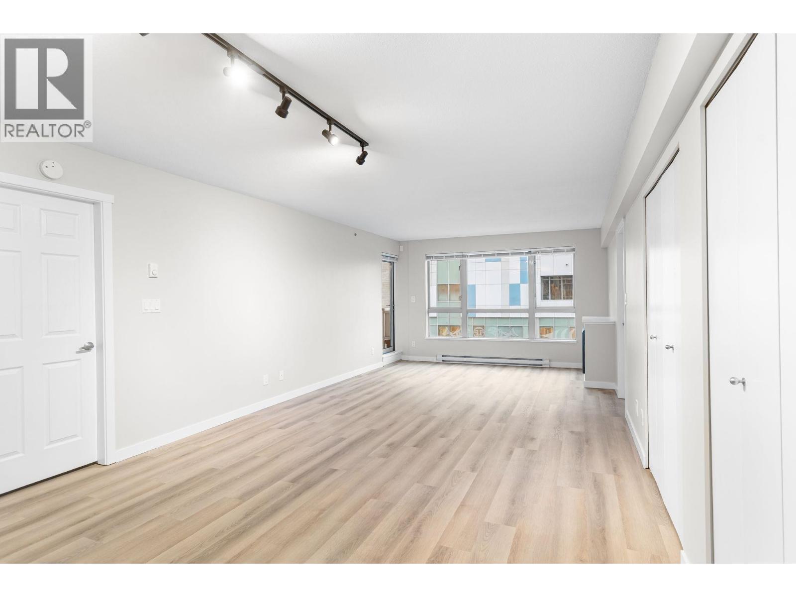 303 200 Keary Street, New Westminster, British Columbia  V3L 0A6 - Photo 10 - R3072937