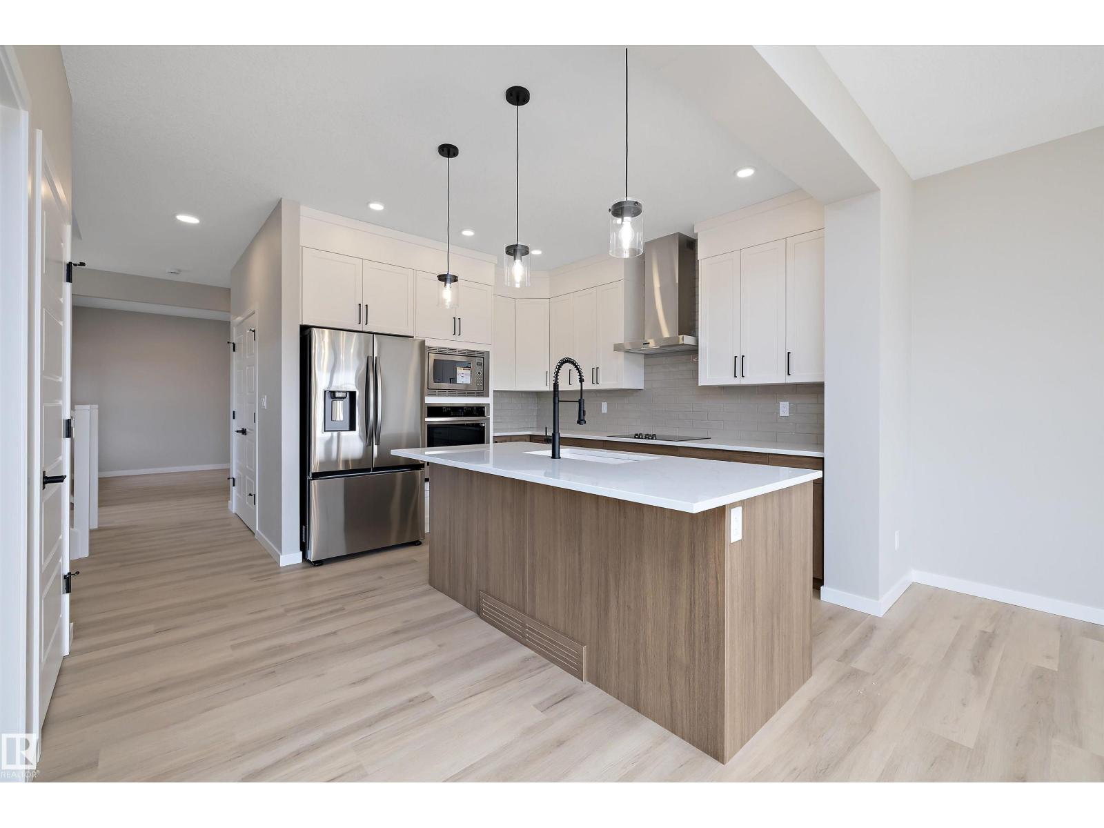 4544 Kinsella LI SW, Edmonton, Alberta