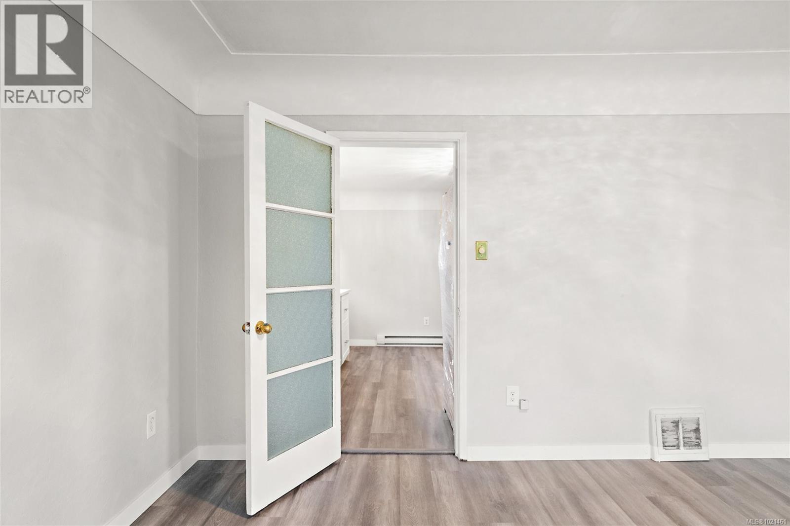 3020 3022 Donald St, Saanich, British Columbia  V9A 1Y2 - Photo 12 - 1021461