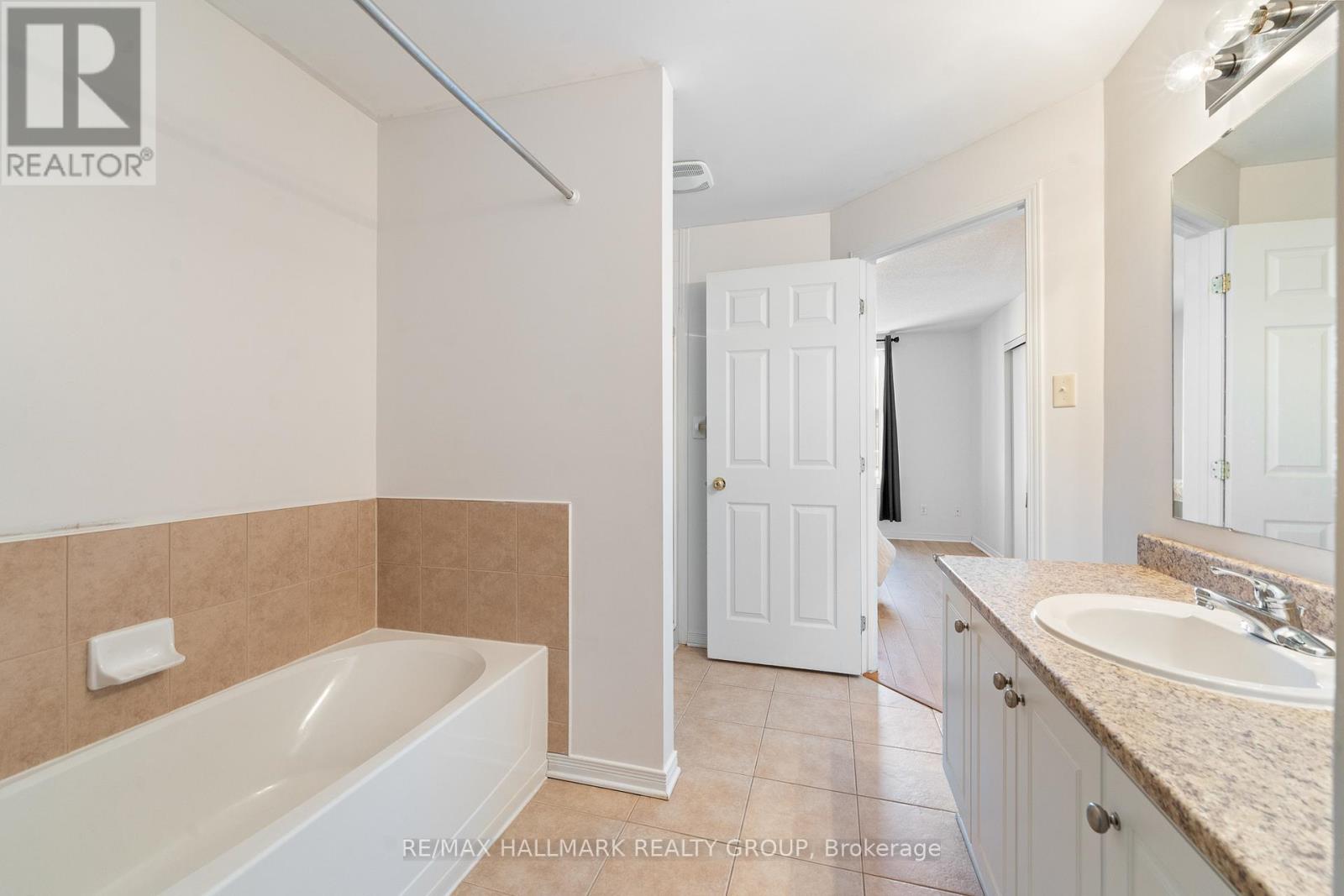 7 - 70 Briargate Private, Ottawa, Ontario  K4A 0C3 - Photo 24 - X12614518