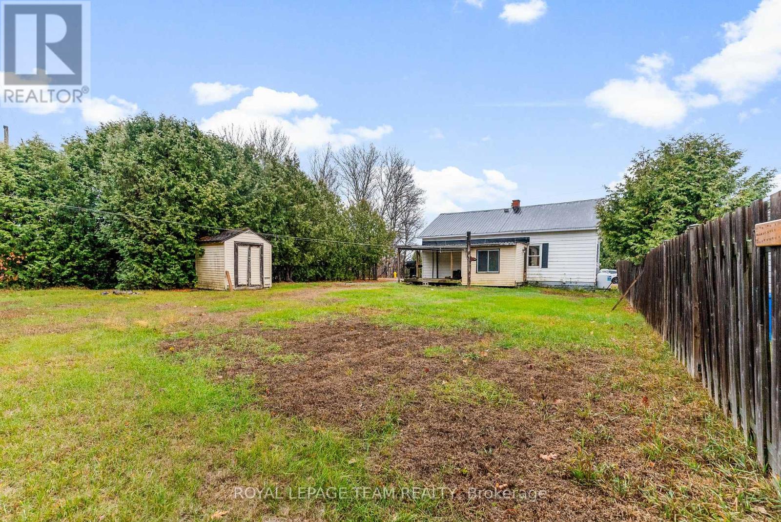 21 Philip Street, Madawaska Valley, Ontario  K0J 1B0 - Photo 32 - X12614536