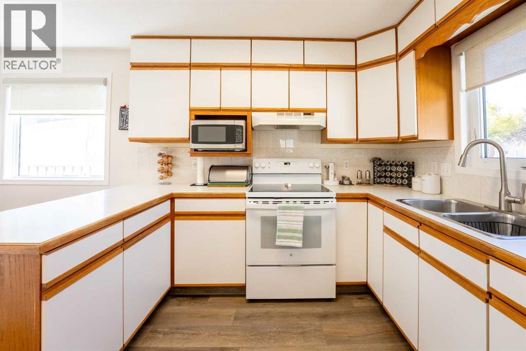 5107 53 Street, Taber, Alberta  T1G 1M4 - Photo 9 - A2262497