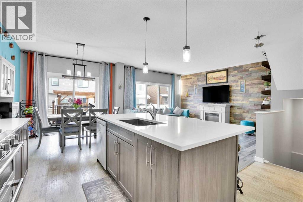 100 Kingsbury Close Se, Airdrie, Alberta  T4A 0R3 - Photo 12 - A2274360