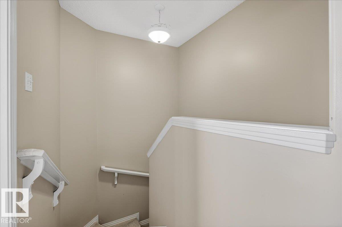 1921 Garnett Wy Nw, Edmonton, Alberta  T5T 6T6 - Photo 22 - E4467812