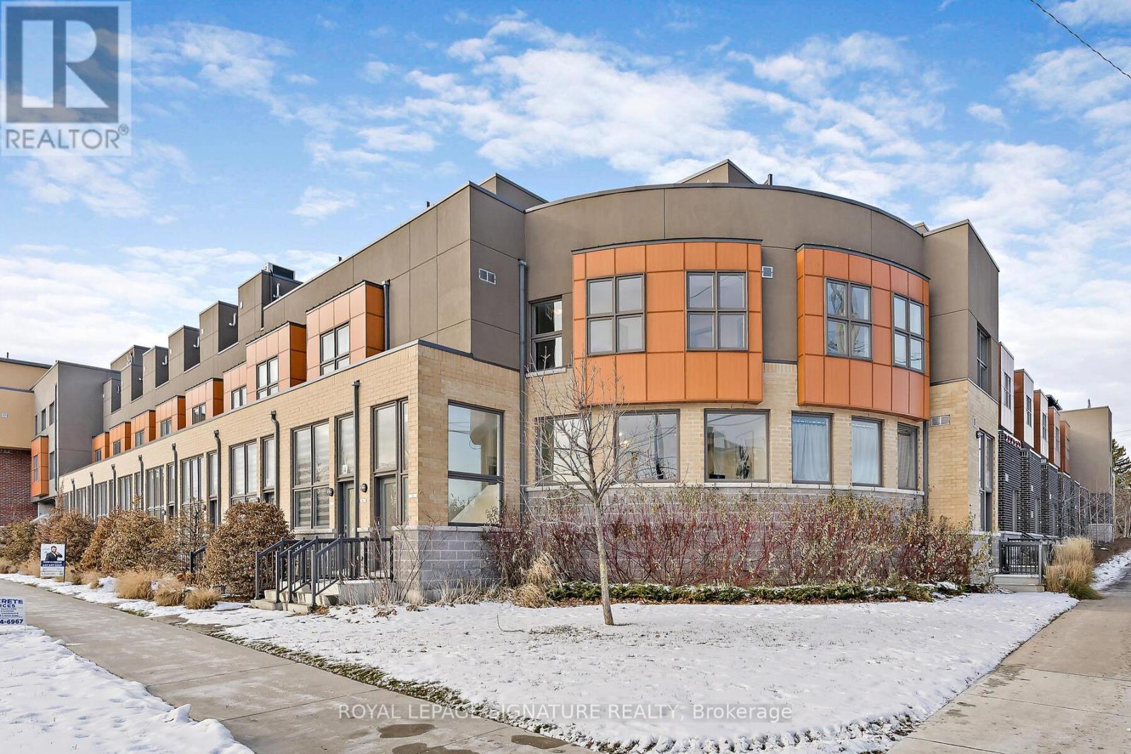 2 Curlew Drive, Toronto, Ontario M3A 0A8 - Photo 2 - C12614492