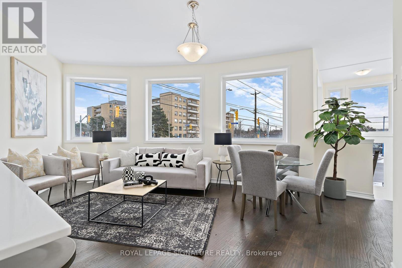 2 Curlew Drive, Toronto, Ontario M3A 0A8 - Photo 4 - C12614492