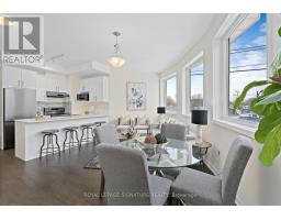 2 CURLEW DRIVE, Toronto, Ontario