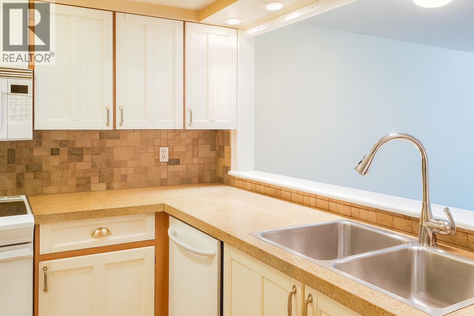 103 460 Westview Street, Coquitlam, British Columbia  V3K 6C9 - Photo 4 - R3073027