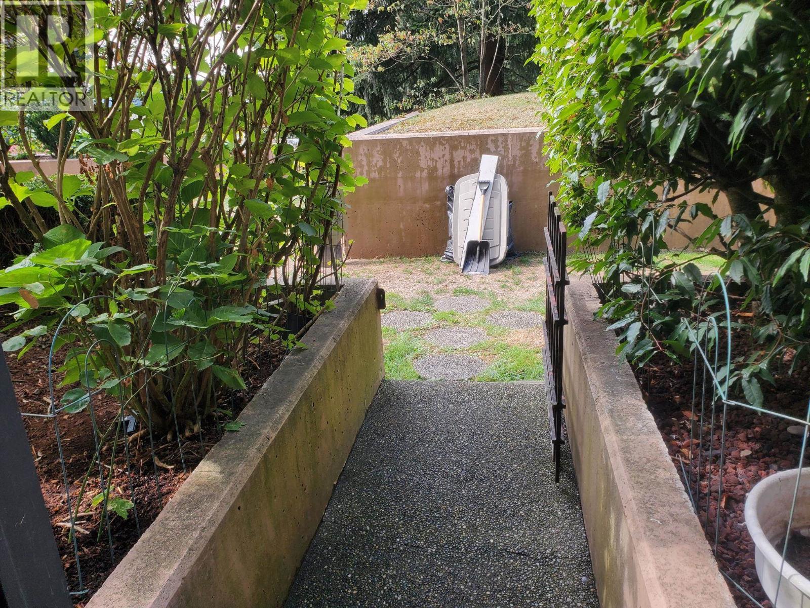 103 460 Westview Street, Coquitlam, British Columbia  V3K 6C9 - Photo 11 - R3073027