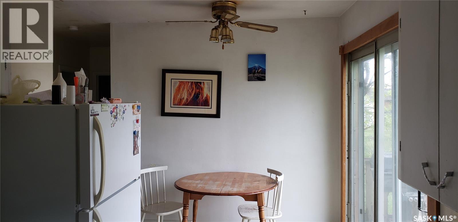 211 2nd Street E, Lafleche, Saskatchewan  S0H 2K0 - Photo 5 - SK025431