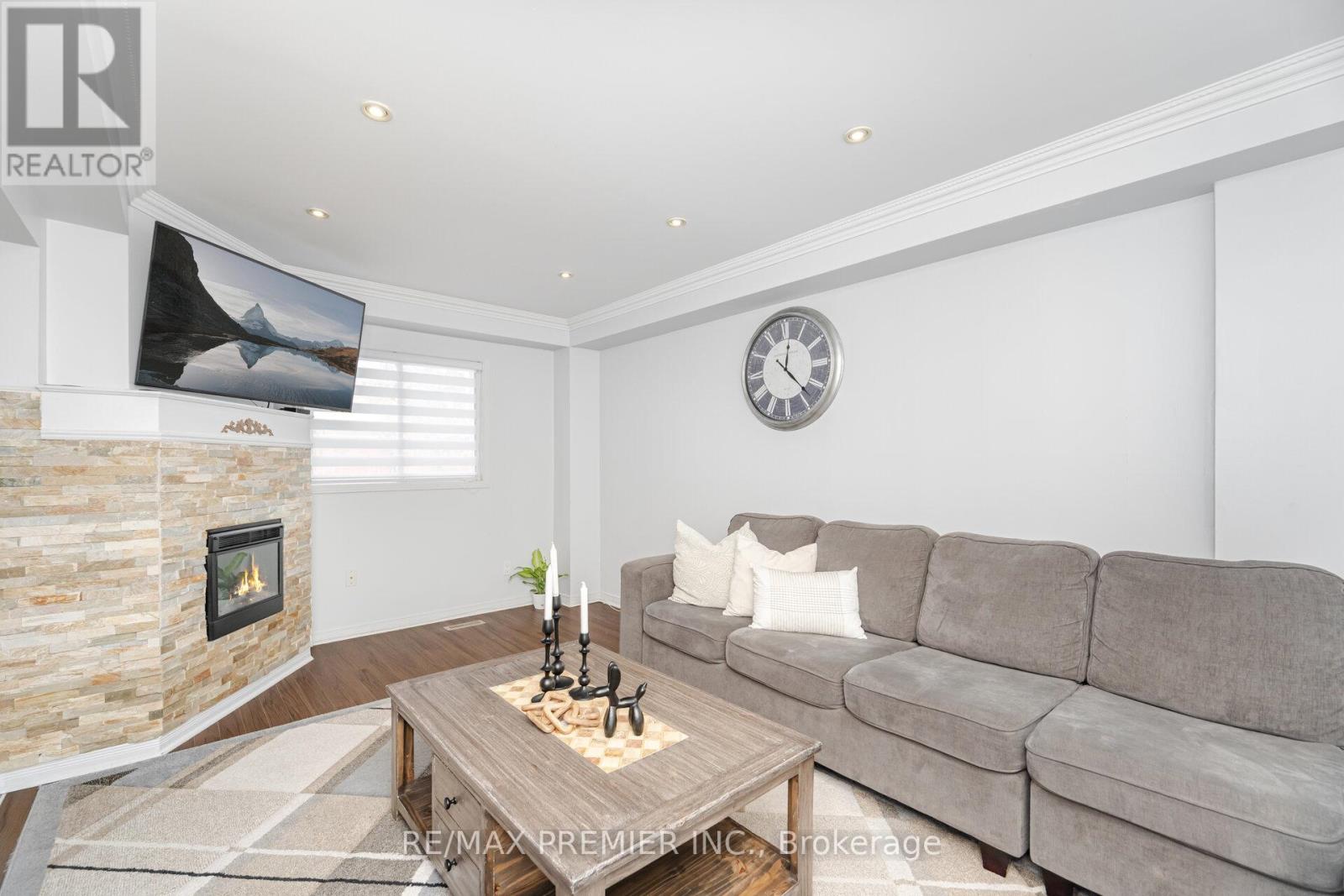 6 Holloway Court, Brampton, Ontario  L6S 1R3 - Photo 14 - W12614498