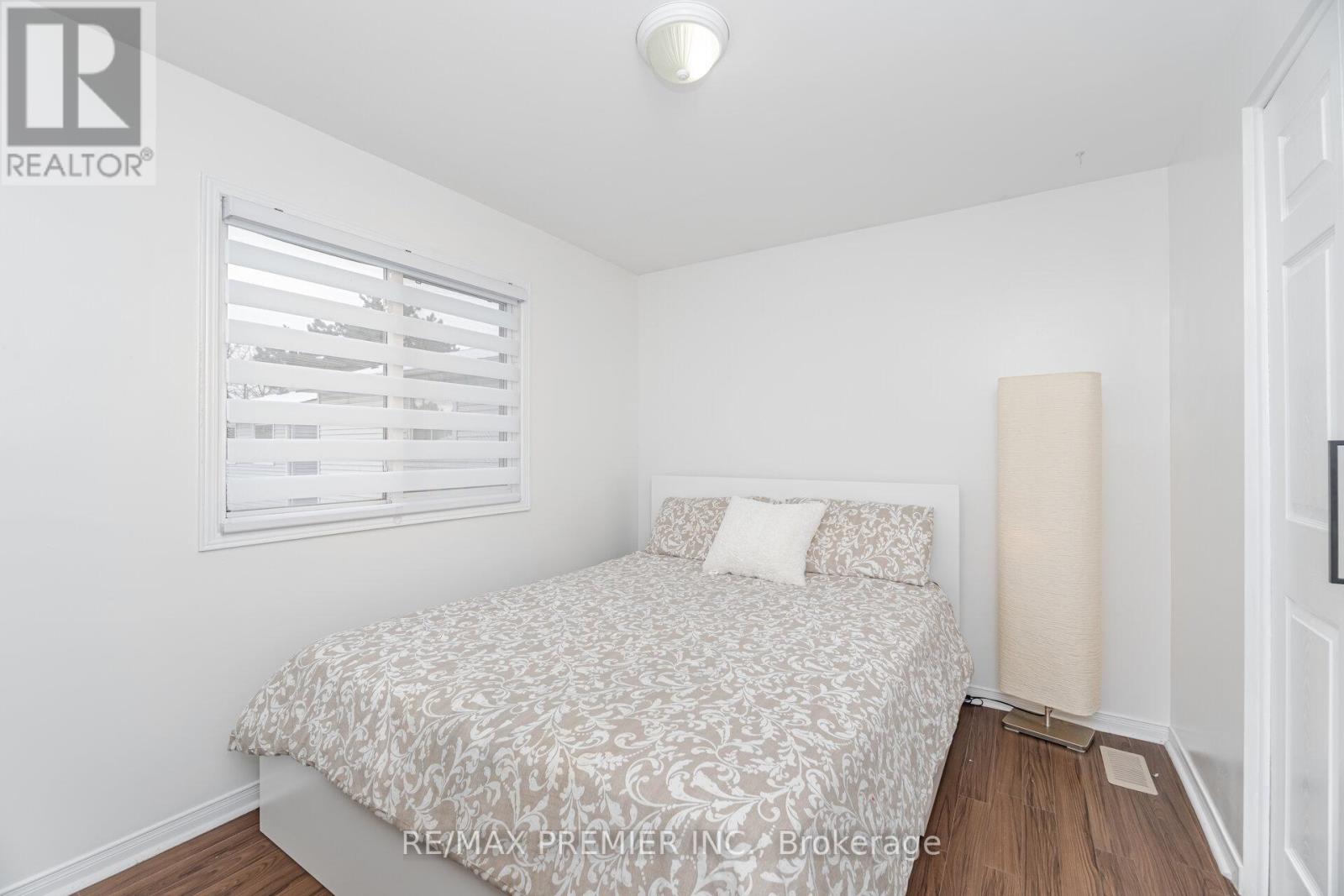 6 Holloway Court, Brampton, Ontario  L6S 1R3 - Photo 27 - W12614498