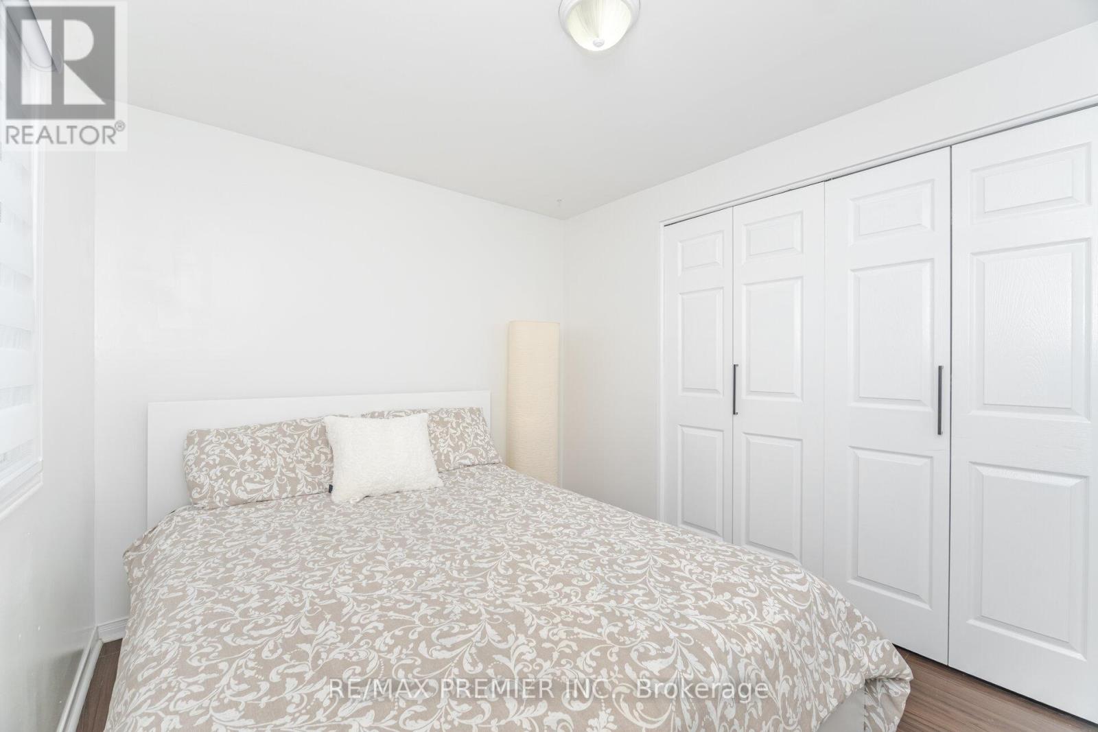 6 Holloway Court, Brampton, Ontario  L6S 1R3 - Photo 28 - W12614498