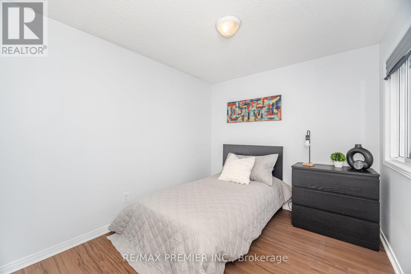 6 Holloway Court, Brampton, Ontario  L6S 1R3 - Photo 31 - W12614498