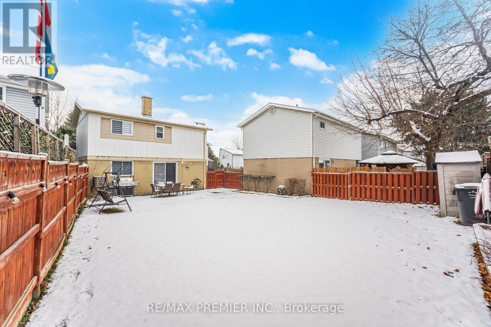 6 Holloway Court, Brampton, Ontario  L6S 1R3 - Photo 39 - W12614498