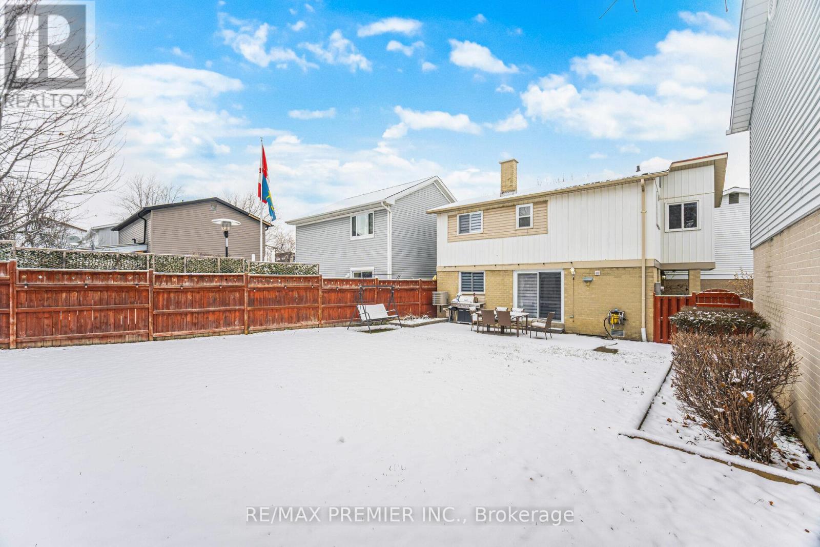 6 Holloway Court, Brampton, Ontario  L6S 1R3 - Photo 40 - W12614498