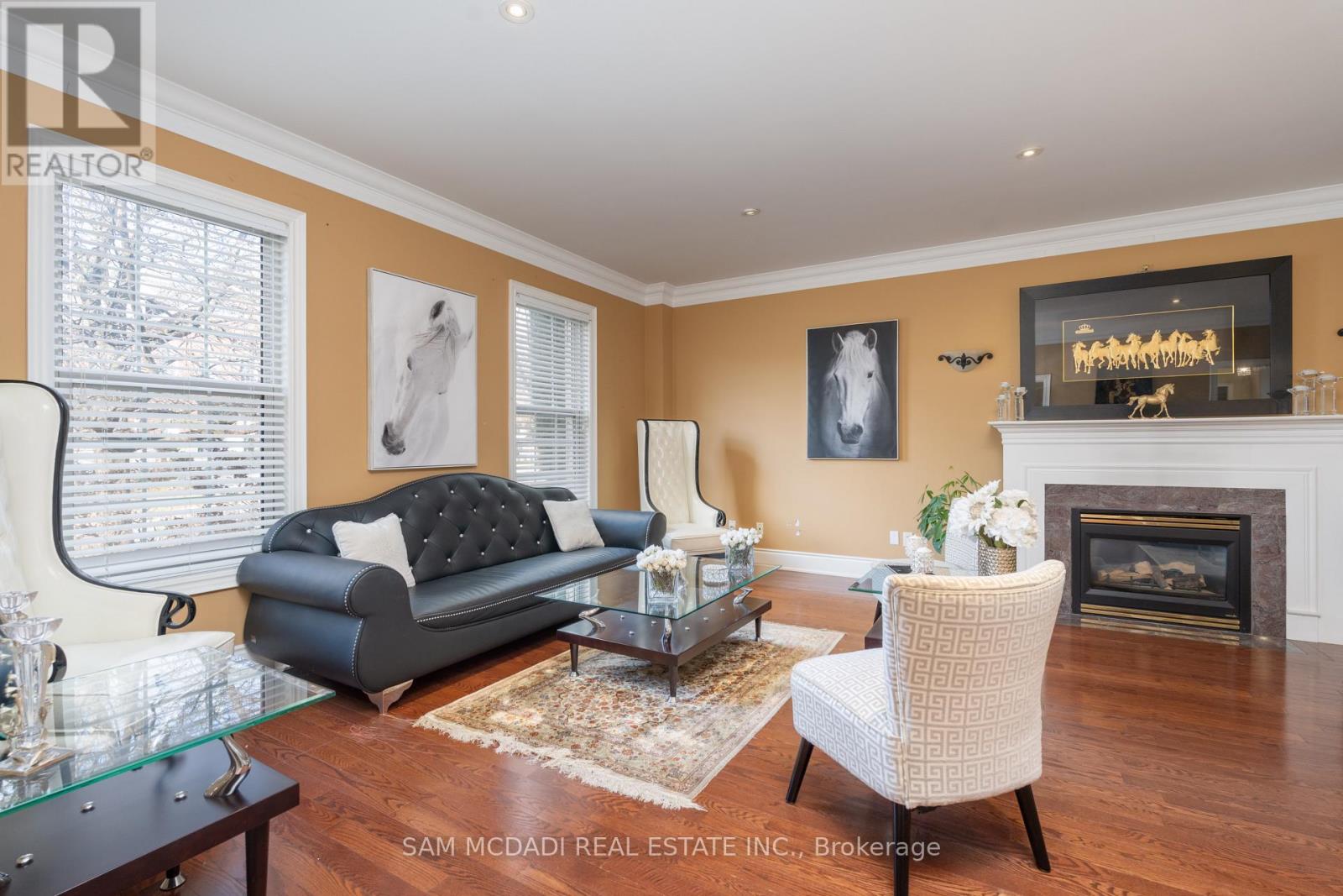 3248 Barchester Court, Mississauga, Ontario  L5L 5Z1 - Photo 4 - W12614516