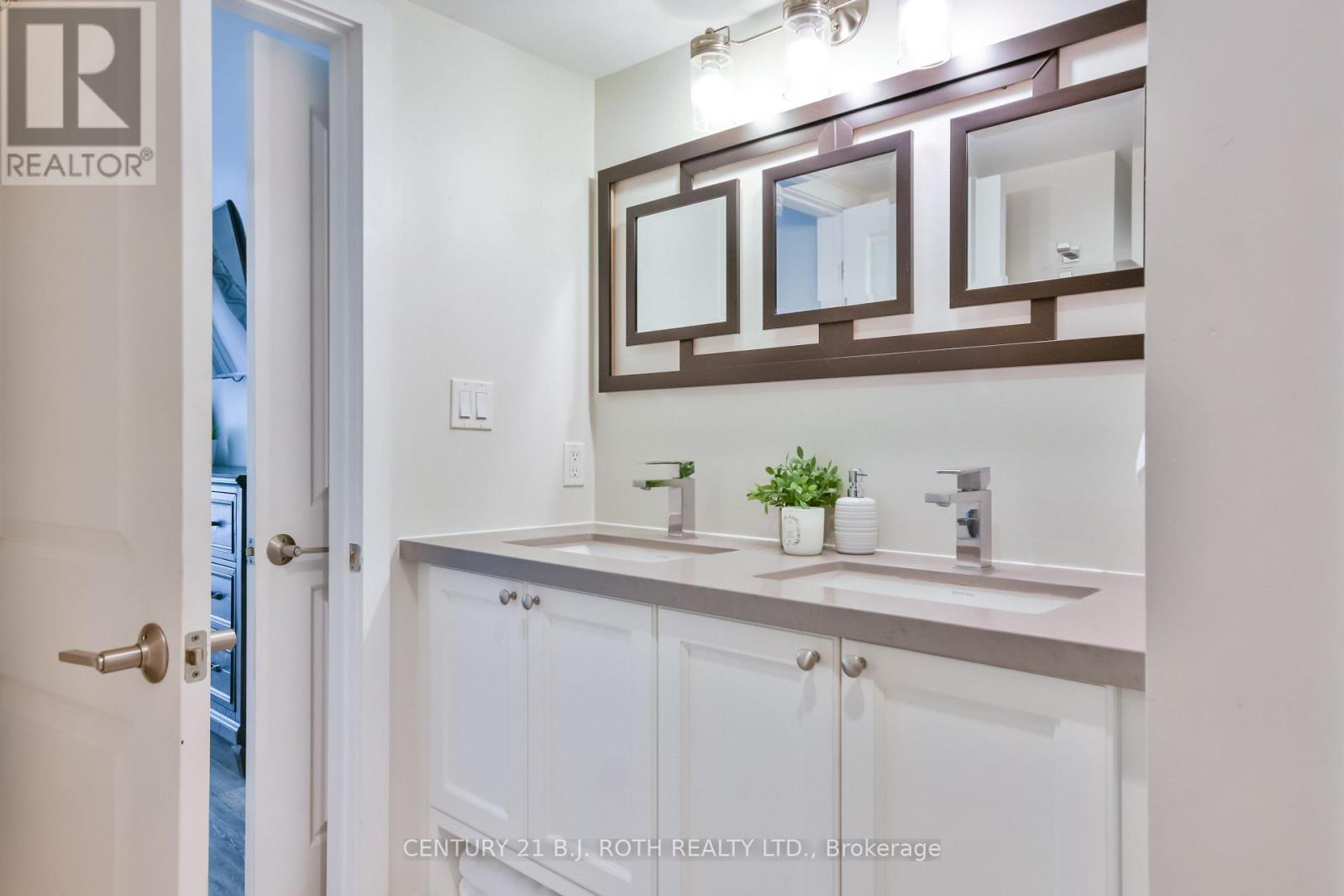 406 - 80 Horseshoe Boulevard, Oro-Medonte, Ontario L4M 4Y8 - Photo 15 - S12413134