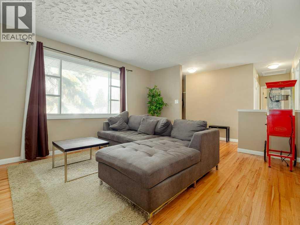 2704 3 Avenue S, Lethbridge, Alberta  T1J 0M6 - Photo 9 - A2268276