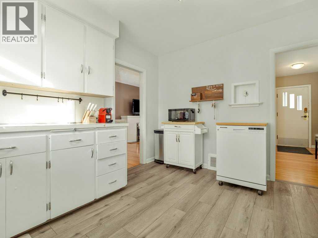 2704 3 Avenue S, Lethbridge, Alberta  T1J 0M6 - Photo 16 - A2268276