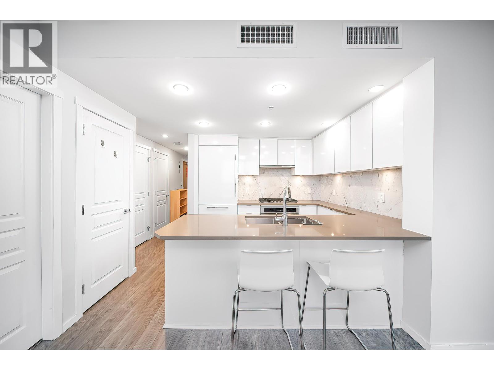 1206 5883 Barker Avenue, Burnaby, British Columbia  V5H 0G4 - Photo 8 - R3073150