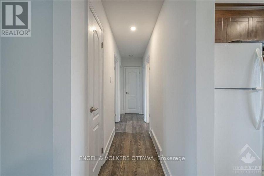 41 Fieldrow Street, Ottawa, Ontario  K2G 2Y6 - Photo 13 - X12614554